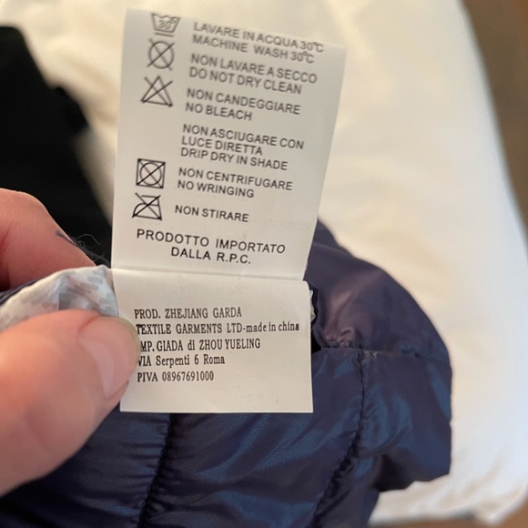 Reversible down jacket - Picture 6 of 6